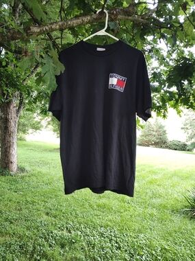 Tommy Hilfiger Black Short Sleeve Tee with Chest Logo Patch